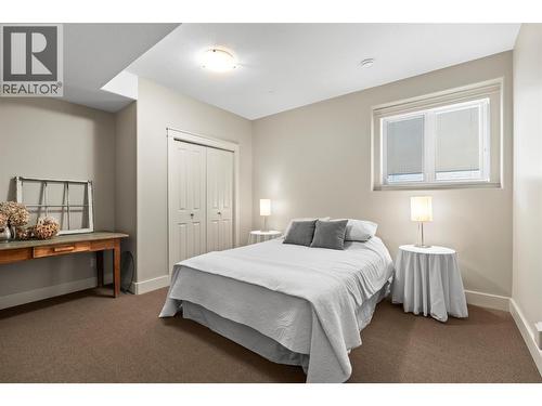 140 Mashie Crescent, Vernon, BC - Indoor Photo Showing Bedroom