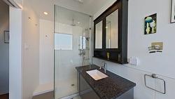 Ensuite bathroom - 