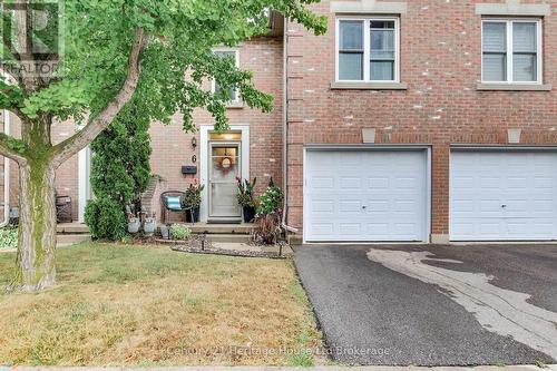 6 - 395 Springbank Avenue N, Woodstock (Woodstock - North), ON - Outdoor