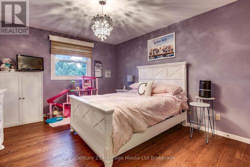 6 - 395 Springbank Avenue N, Woodstock (Woodstock - North), ON - Indoor Photo Showing Bedroom