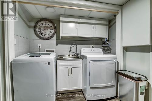 6 - 395 Springbank Avenue N, Woodstock (Woodstock - North), ON - Indoor Photo Showing Laundry Room