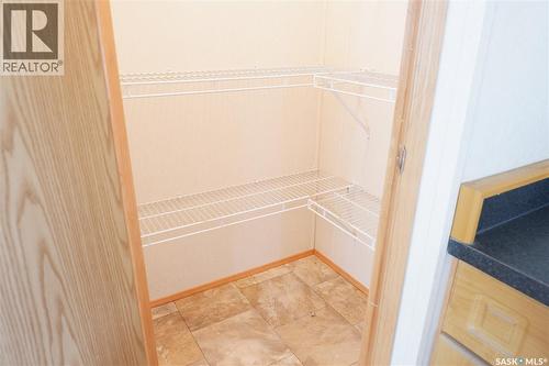 Rayner Acreage, Old Post Rm No. 43, SK - Indoor