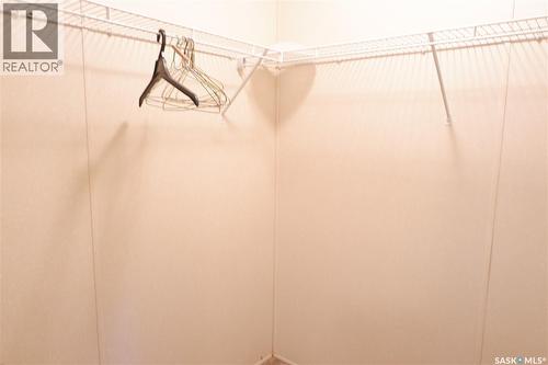 Rayner Acreage, Old Post Rm No. 43, SK - Indoor