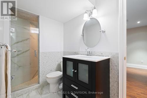 2153 Manor Hill Drive, Mississauga, ON - Indoor Photo Showing Bathroom