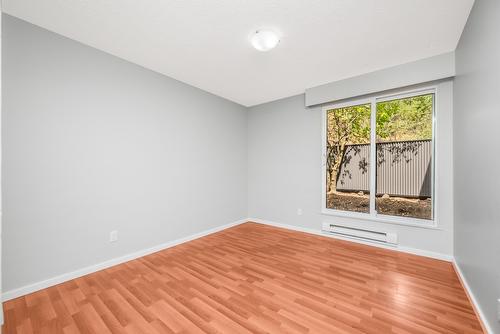 49-3800 40 Avenue, Vernon, BC - Indoor Photo Showing Other Room