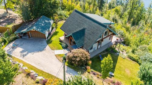 3135 Keniris Road, Nelson, BC - Outdoor