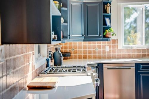 3135 Keniris Road, Nelson, BC - Indoor