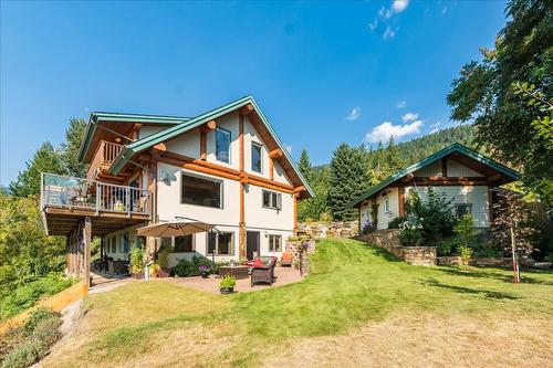 3135 Keniris Road, Nelson, BC - Outdoor With Deck Patio Veranda