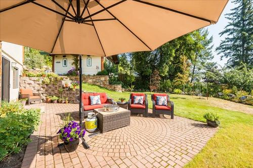 3135 Keniris Road, Nelson, BC - Outdoor With Deck Patio Veranda