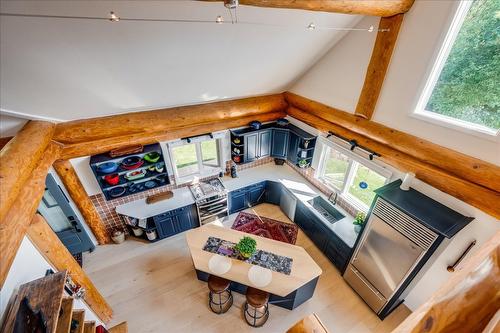 3135 Keniris Road, Nelson, BC - Indoor Photo Showing Other Room