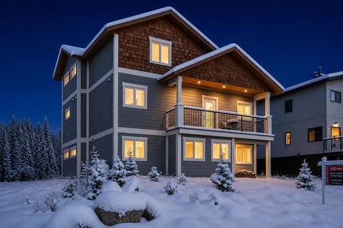 152 Clearview Crescent, Apex Mountain, BC - Outdoor With Facade