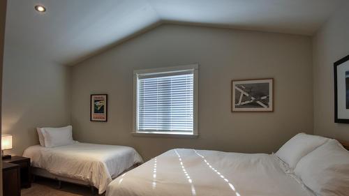 152 Clearview Crescent, Apex Mountain, BC - Indoor Photo Showing Bedroom