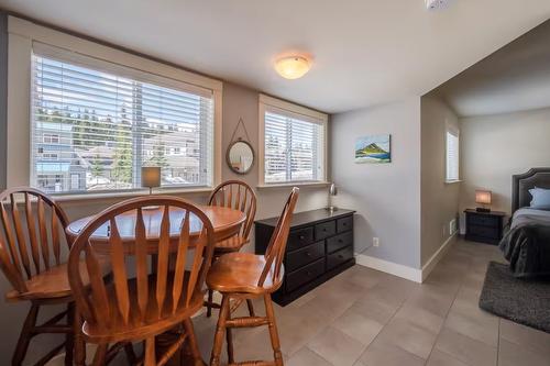 152 Clearview Crescent, Apex Mountain, BC - Indoor Photo Showing Dining Room