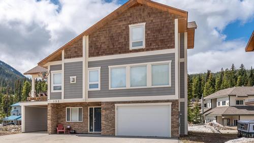 152 Clearview Crescent, Apex Mountain, BC - Outdoor With Facade