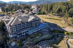 335/337 C-1999 Country Club Way  Langford, BC V9B 6R3