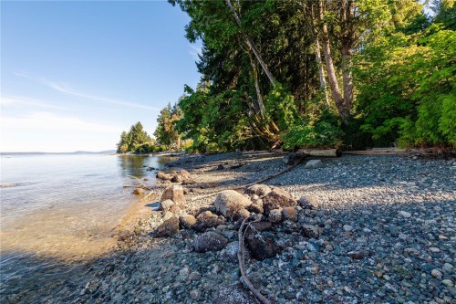 11231 Chemainus Rd, Ladysmith, BC 