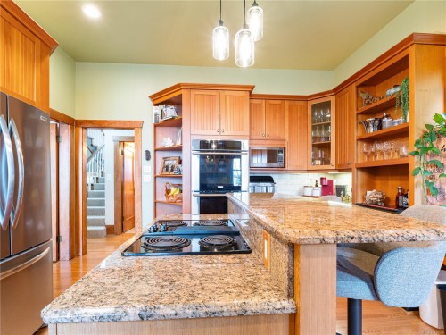 11231 Chemainus Rd, Ladysmith, BC 