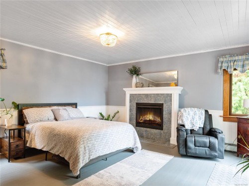 11231 Chemainus Rd, Ladysmith, BC 