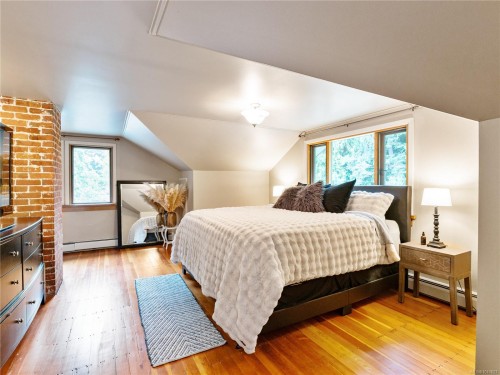 11231 Chemainus Rd, Ladysmith, BC 