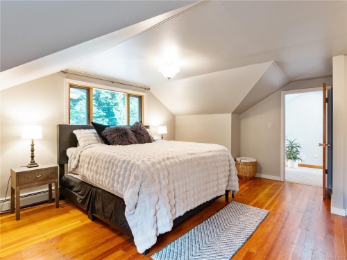 11231 Chemainus Rd, Ladysmith, BC 