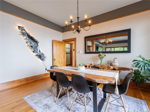 11231 Chemainus Rd, Ladysmith, BC 