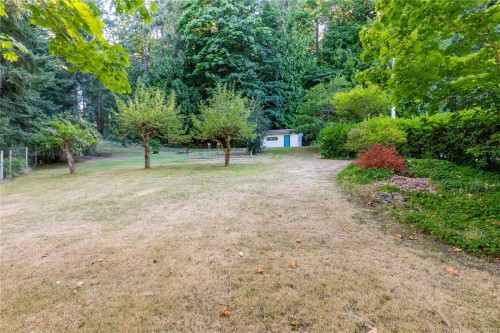 11231 Chemainus Rd, Ladysmith, BC 