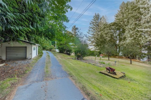 11231 Chemainus Rd, Ladysmith, BC 