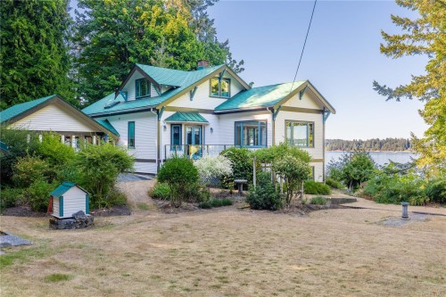 11231 Chemainus Rd, Ladysmith, BC 