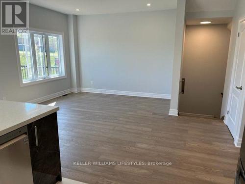 51 - 2610 Kettering Place, London South (South U), ON - Indoor Photo Showing Other Room