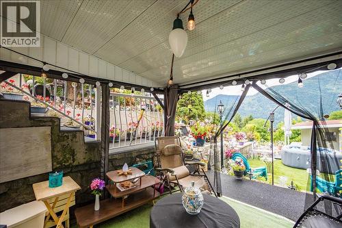 801 Houston Street, Nelson, BC -  With Deck Patio Veranda