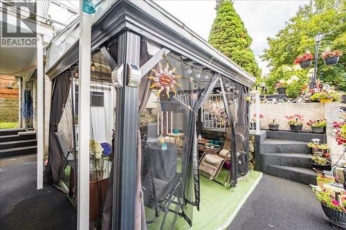 801 Houston Street, Nelson, BC - Outdoor