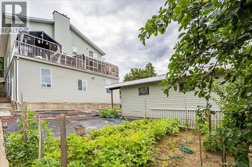 801 Houston Street, Nelson, BC - Outdoor With Balcony With Exterior