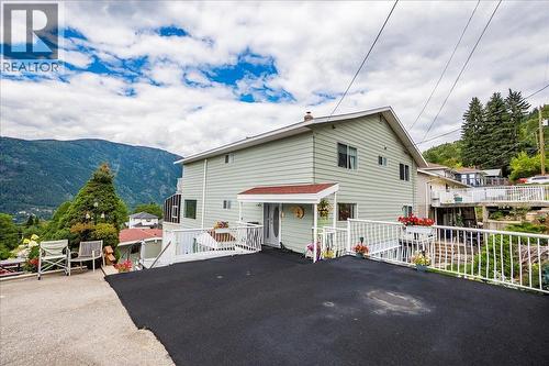 801 Houston Street, Nelson, BC - Outdoor