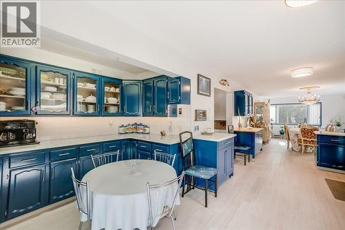 801 Houston Street, Nelson, BC - Indoor