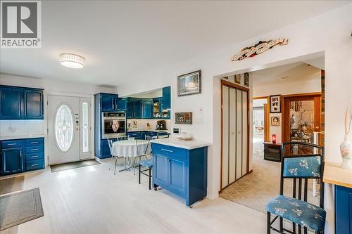 801 Houston Street, Nelson, BC - Indoor