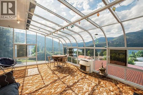 801 Houston Street, Nelson, BC - Indoor Photo Showing Other Room