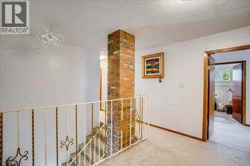 801 Houston Street, Nelson, BC - Indoor Photo Showing Other Room