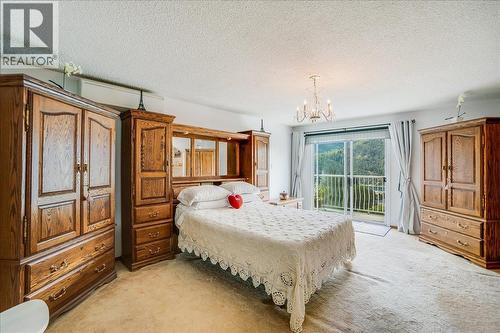 801 Houston Street, Nelson, BC - Indoor Photo Showing Bedroom