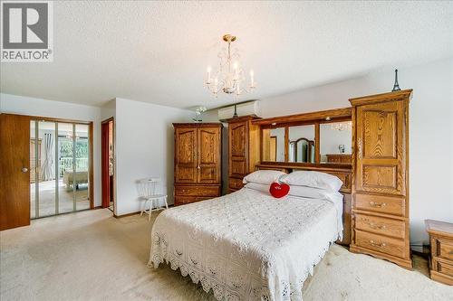 801 Houston Street, Nelson, BC - Indoor Photo Showing Bedroom
