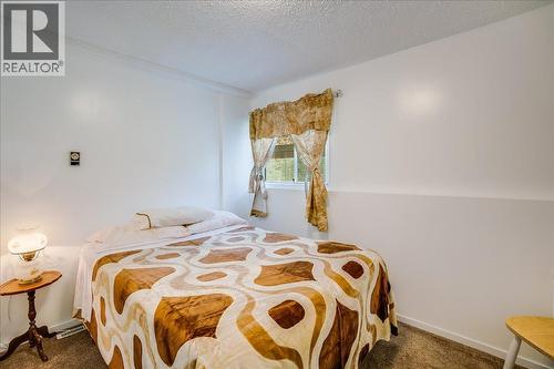 801 Houston Street, Nelson, BC - Indoor Photo Showing Bedroom