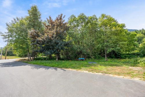 581 Macmillan Dr, Sayward, BC 