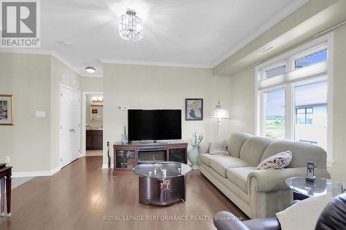 302 - 130 Guelph Private, Ottawa, ON - Indoor Photo Showing Living Room