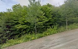 Ch. de l'Hémisphère-Nord  Val-Des-Lacs, QC J0T 2P0