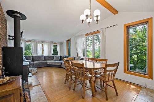 Salle à manger - 1932 Ch. De La Pointe-Bourgeois, La Conception, QC - Indoor Photo Showing Dining Room