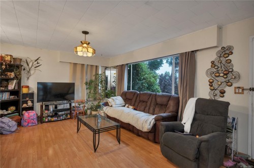 765 8Th Ave, Campbell River, BC 