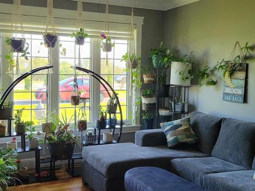 568 Seaview Drive, Upper North Sydney, NS 