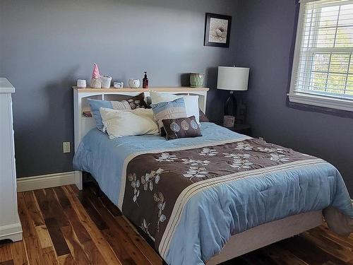 568 Seaview Drive, Upper North Sydney, NS 