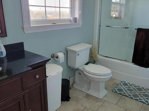 568 Seaview Drive, Upper North Sydney, NS 