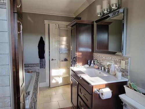 568 Seaview Drive, Upper North Sydney, NS 