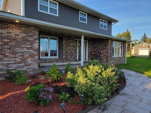 568 Seaview Drive, Upper North Sydney, NS 